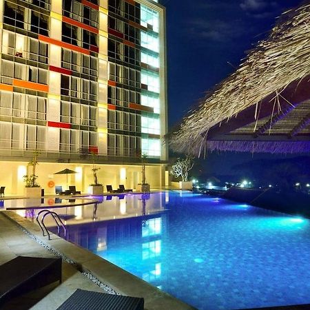 Ascent Premiere Hotel And Convention Malang Ngoại thất bức ảnh