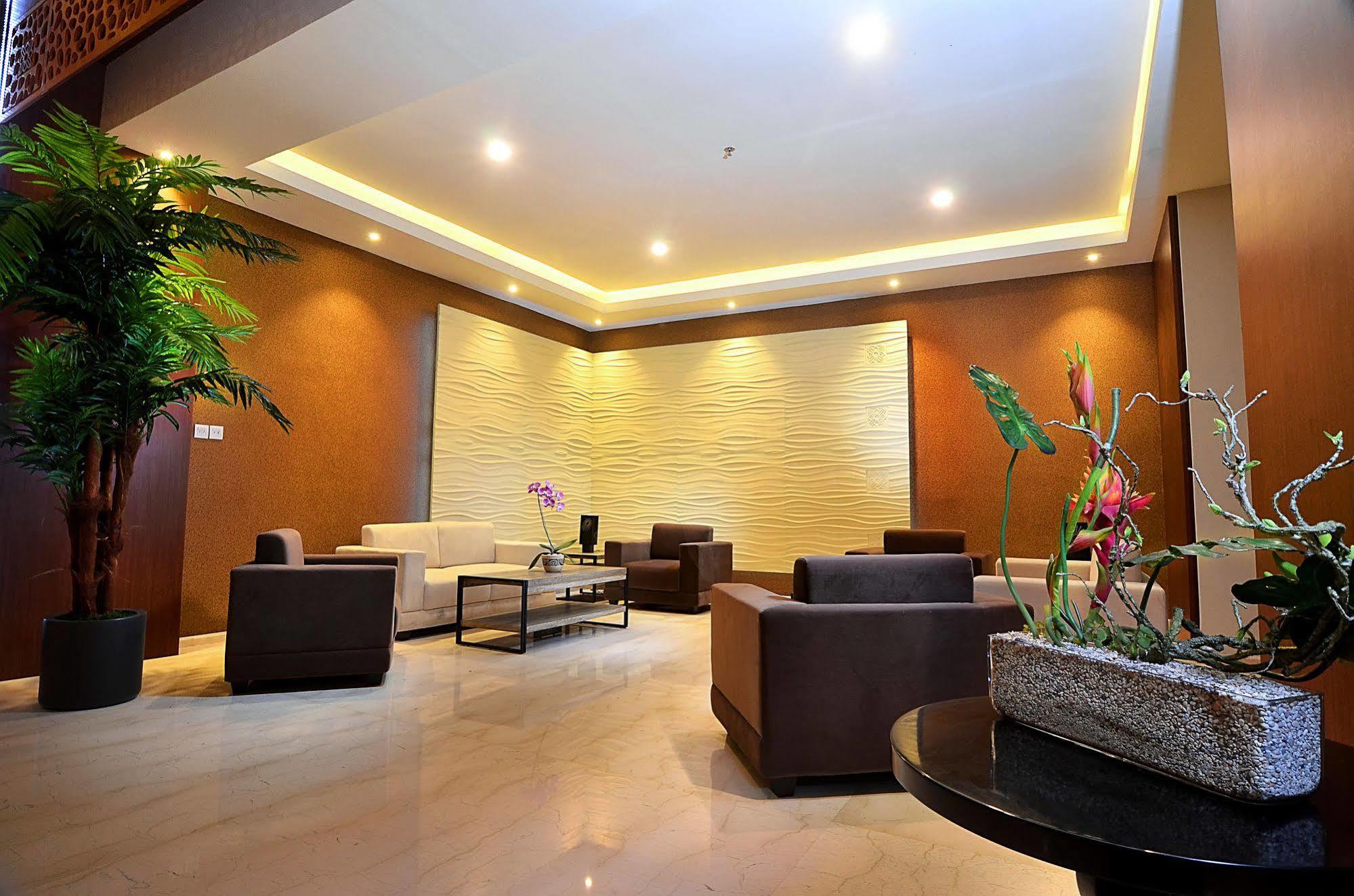Ascent Premiere Hotel And Convention Malang Ngoại thất bức ảnh
