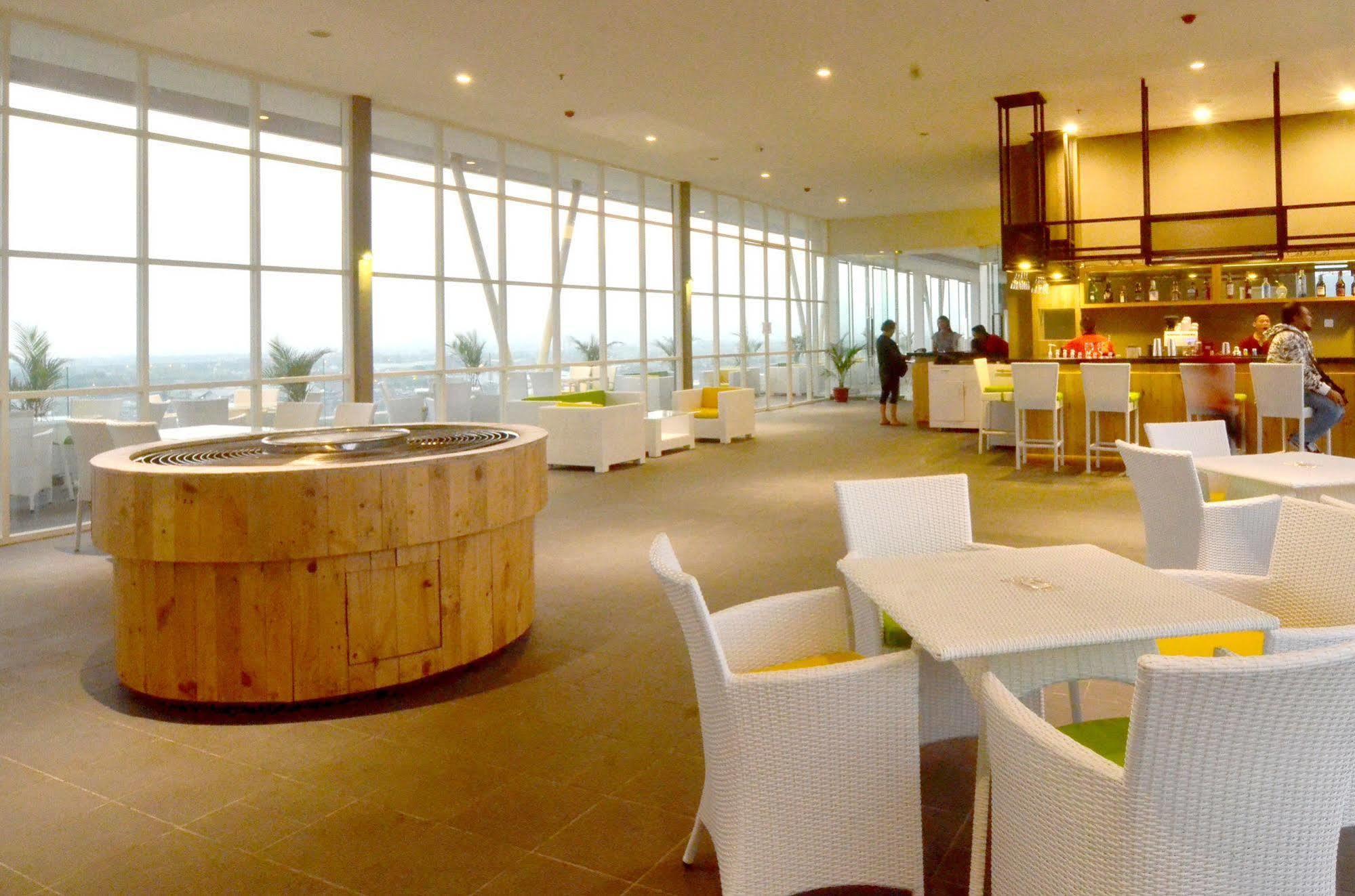 Ascent Premiere Hotel And Convention Malang Ngoại thất bức ảnh